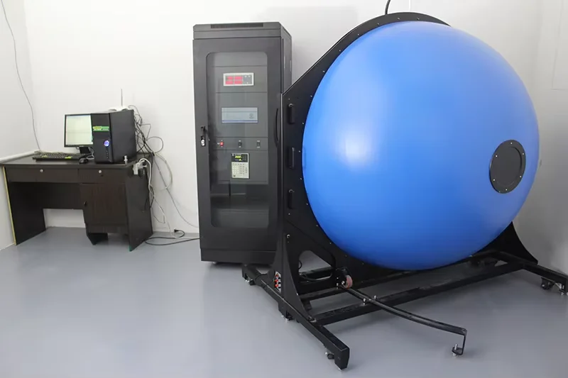 Integrating sphere used to measure lumen output and CRI